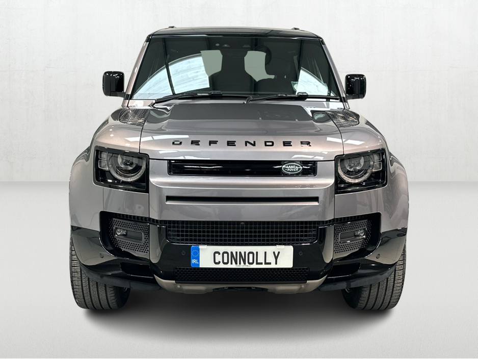 2026 Land Rover Defender - image 9