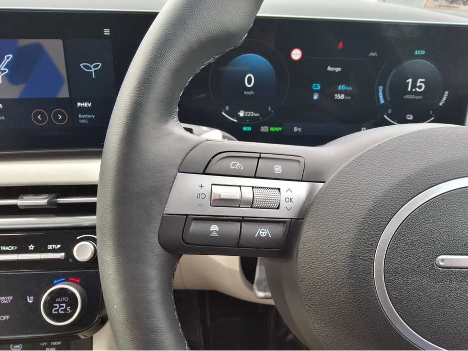 2025 Hyundai Tucson PLATINUM PHEV  - Only 4,000 Km - Top Spec - Side Steps - €46,950