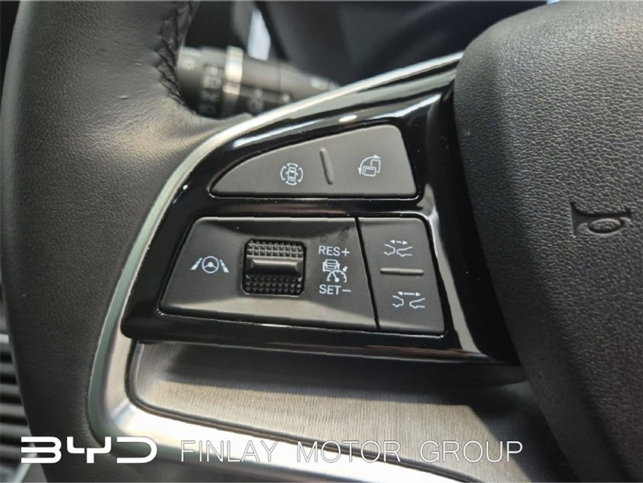 2025 BYD Seal U Boost PLUG-IN HYBRID 80km RANGE €40,950