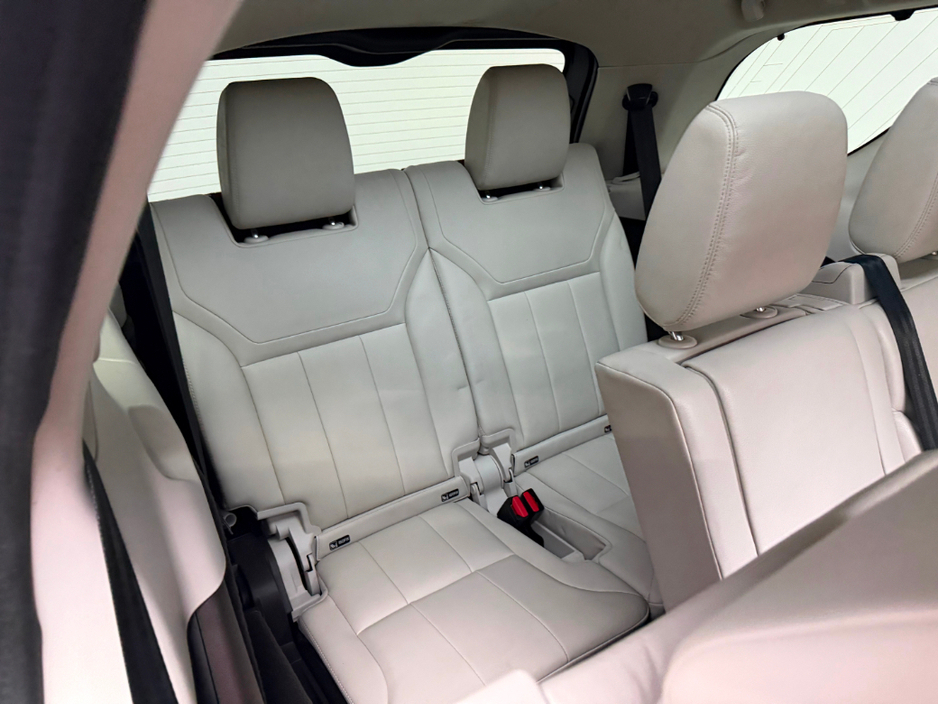 2020 Land Rover Discovery HSE 3.0 DIESEL AUTO *7 SEATER* €44,990