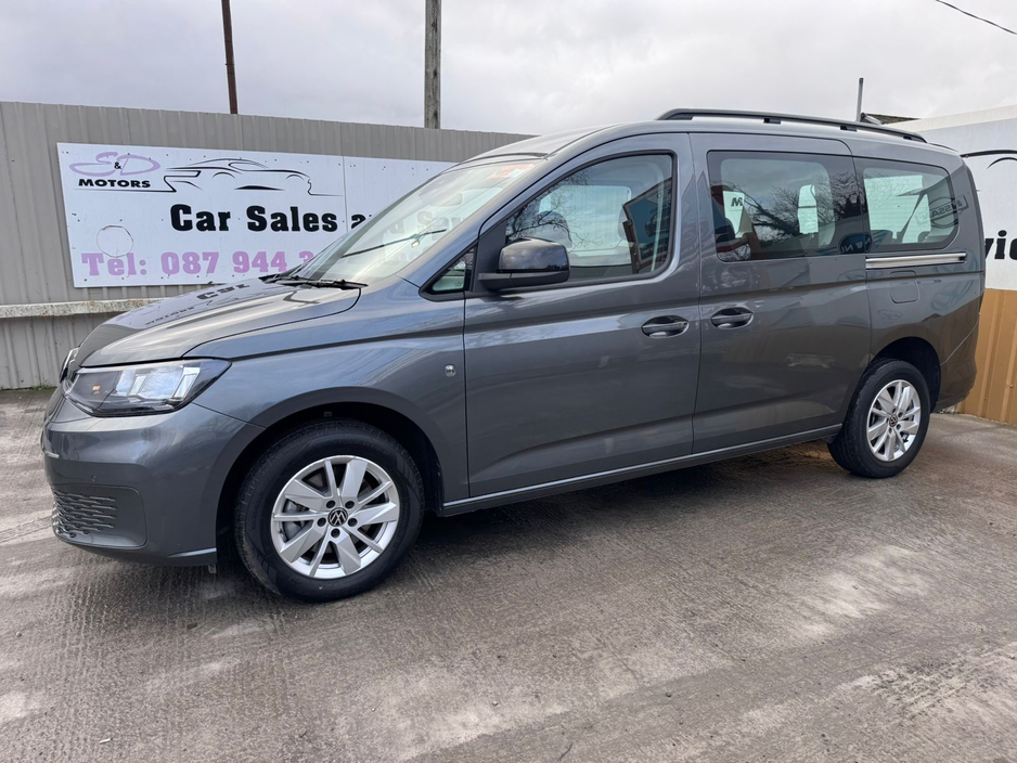2025 Volkswagen Caddy Maxi Life LIFE TDI 122BHP A7F 5DR A €42,500