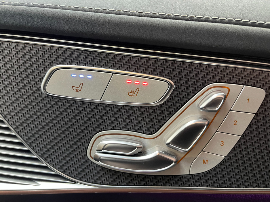 2020 Mercedes-Benz EQC - image 15