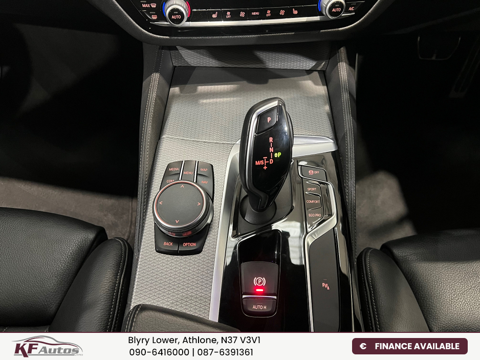 2019 BMW 5 Series - image 28