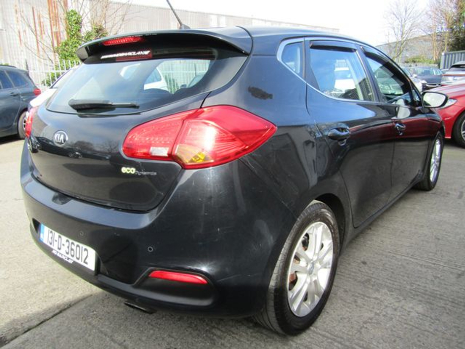 2013 Kia Ceed - image 7