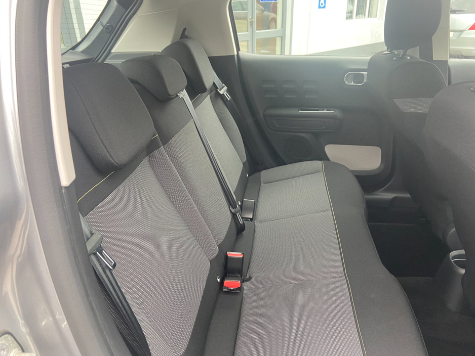 2021 Citroen C3 - image 11