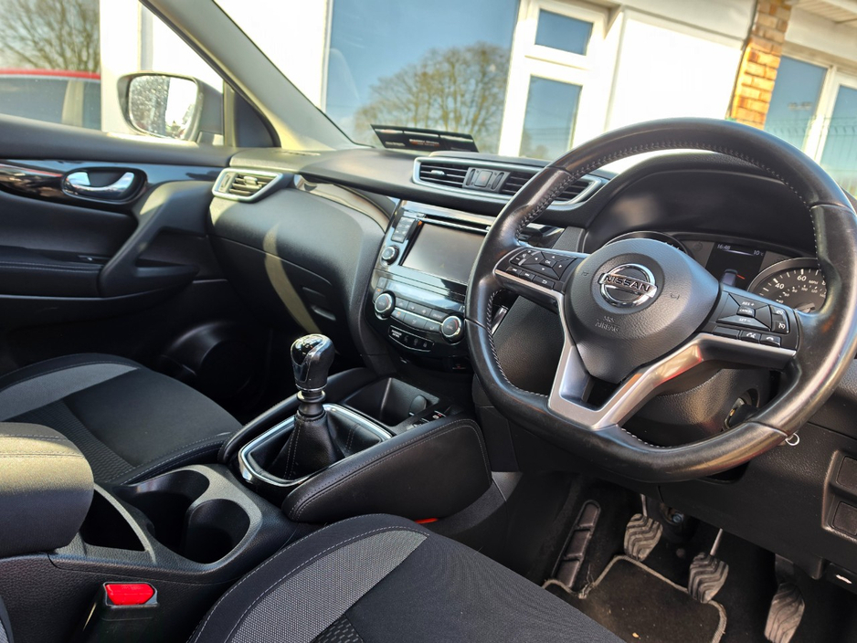 2017 Nissan Qashqai - image 18