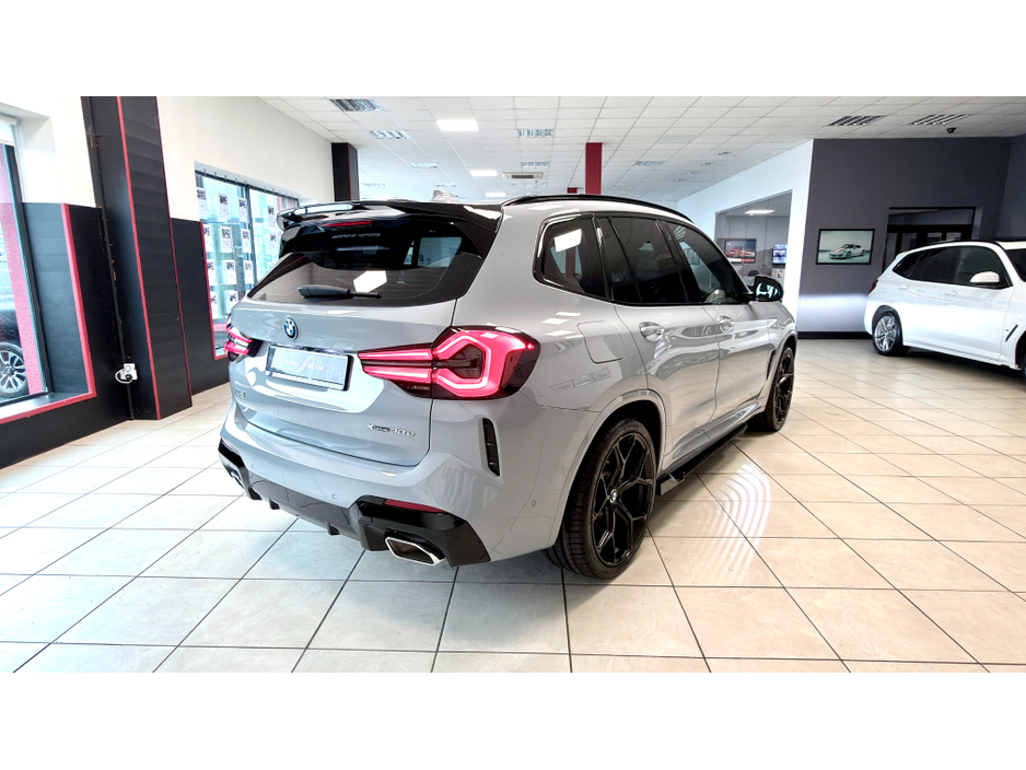 2023 BMW X3 - image 25