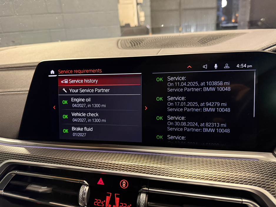 2022 BMW X5 - image 13