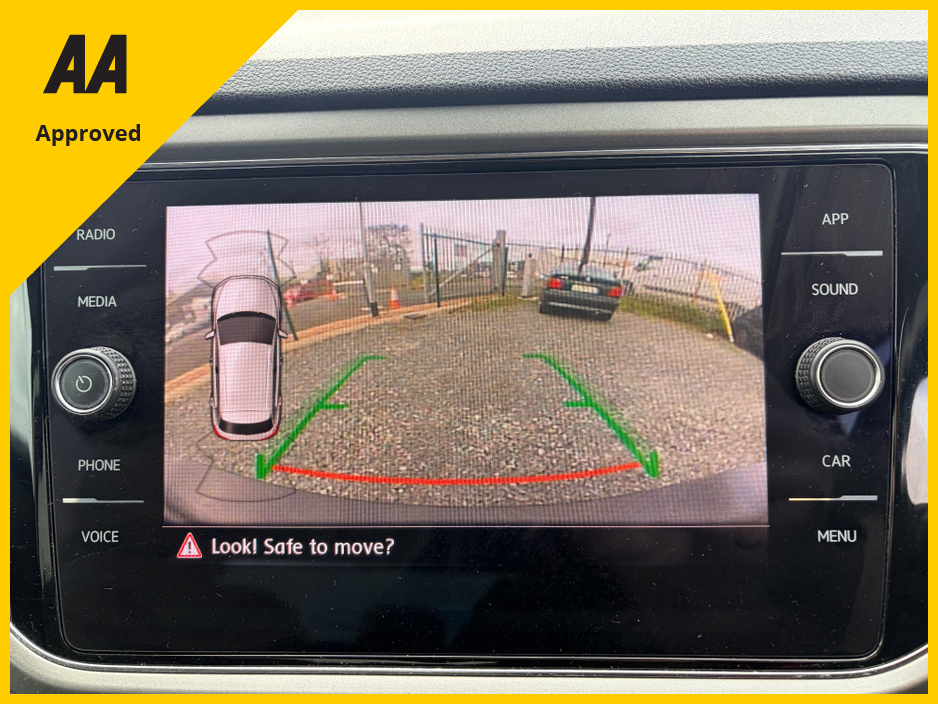 2020 Volkswagen T-Roc - image 19