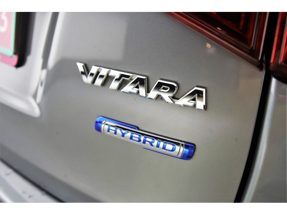 2023 Suzuki Vitara - image 22