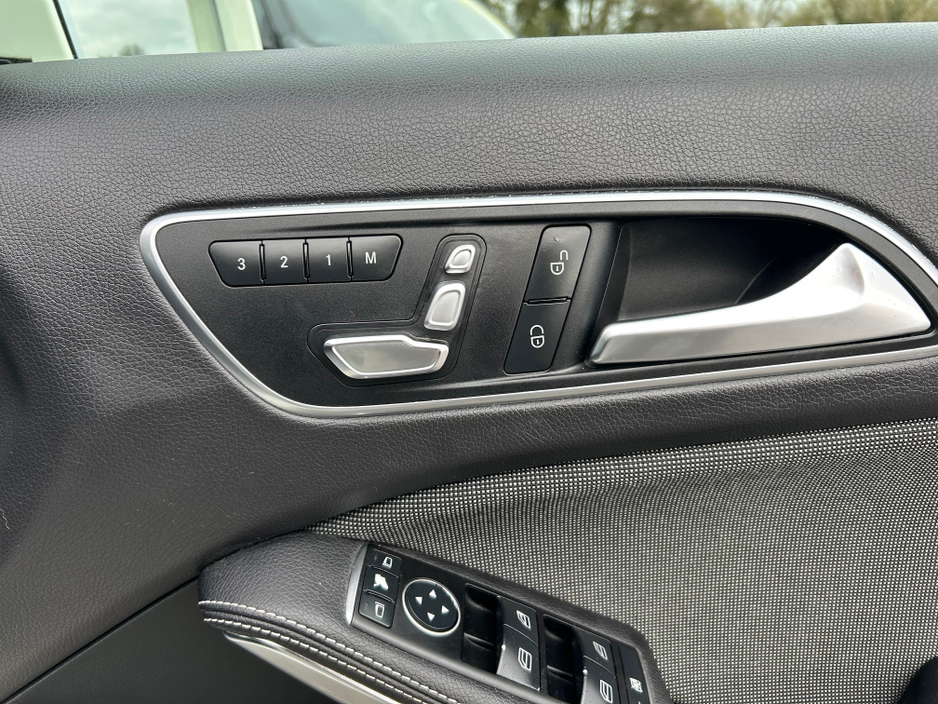 2016 Mercedes-Benz A Class - image 18