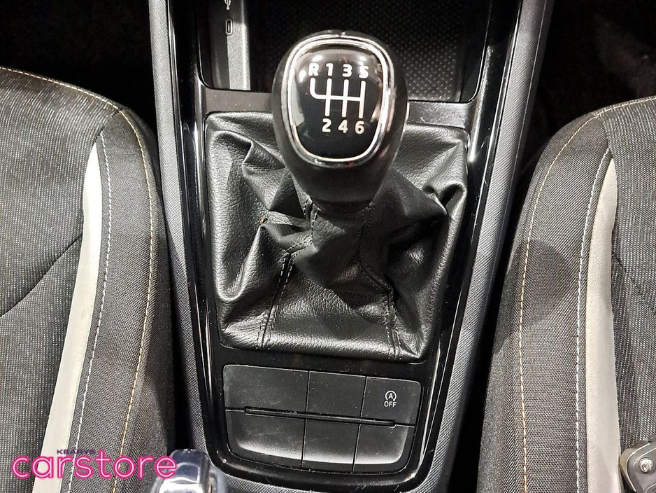 2020 Skoda Kamiq - image 16