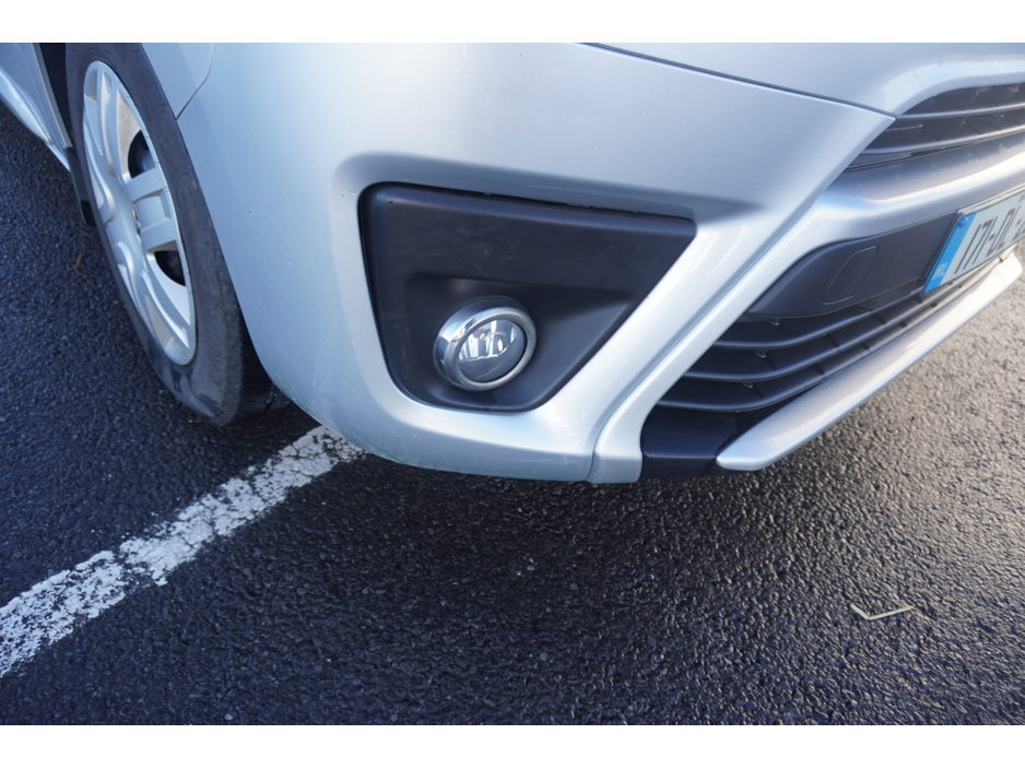 2017 Toyota Proace 2.0 D LWB GX 4DR