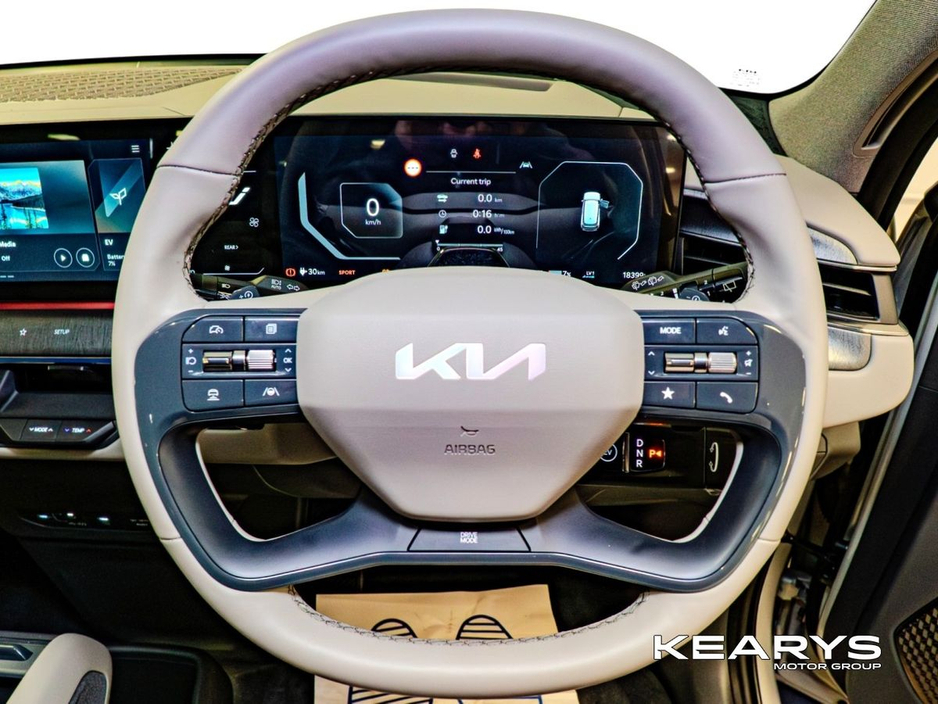 2025 Kia EV9 - image 18