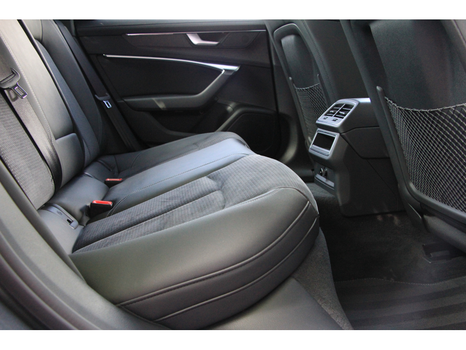 2025 Audi A6 Quattro Black Edition * Carbon and tech packs €72,950