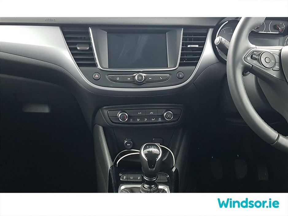 2025 Opel Crossland Crossland SC 1.2 6 Speed €24,995