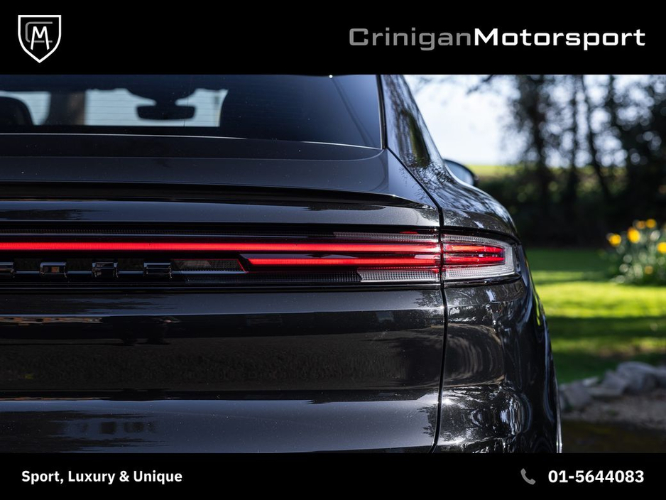 2025 Porsche Cayenne - image 14