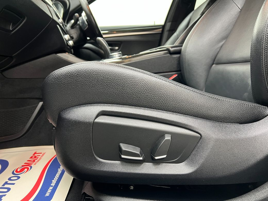 2016 BMW 5 Series - image 22
