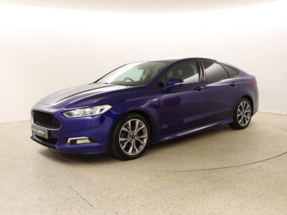 2017 Ford Mondeo - image 3