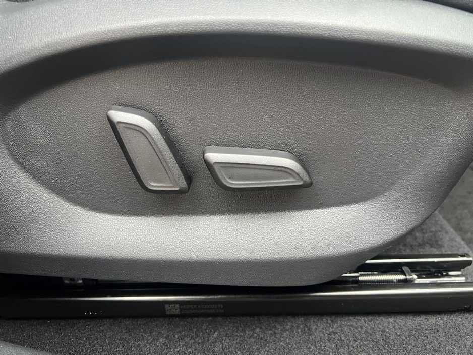 2025 MG HS - image 11