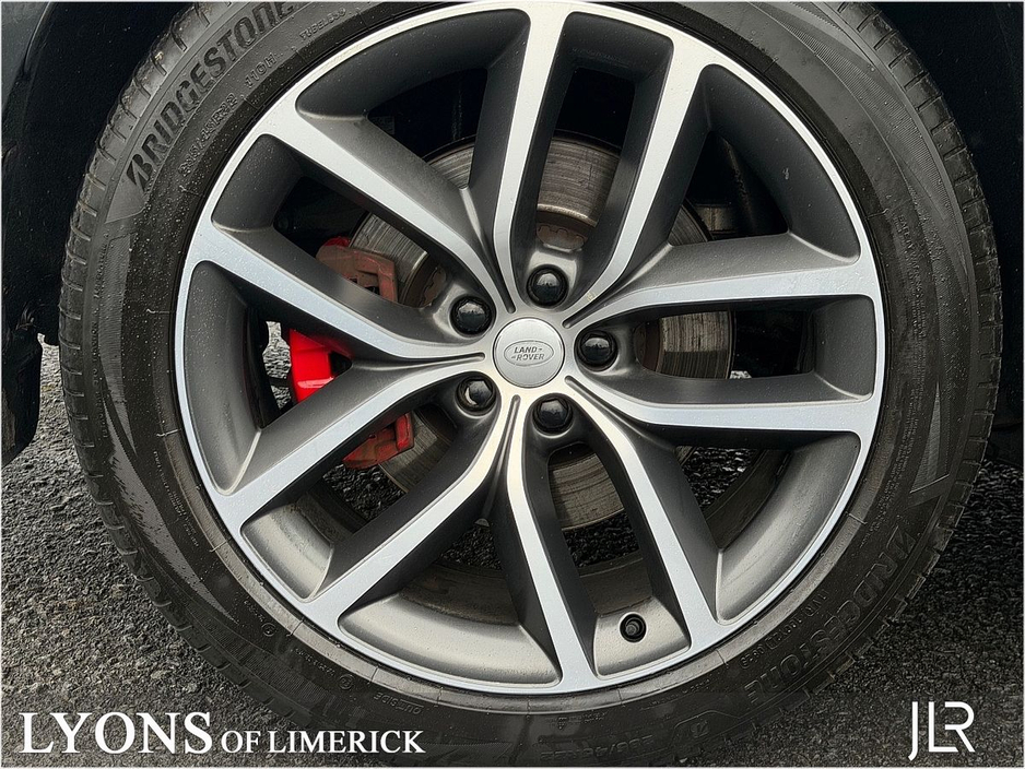 2024 Land Rover Range Rover Sport - image 9