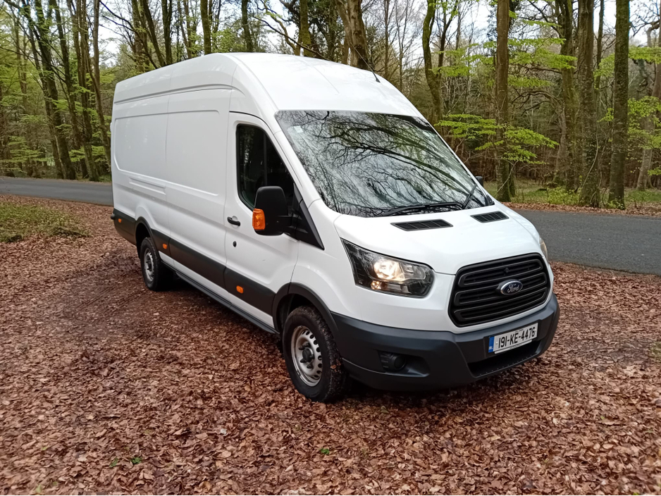 2019 Ford Transit - image 3