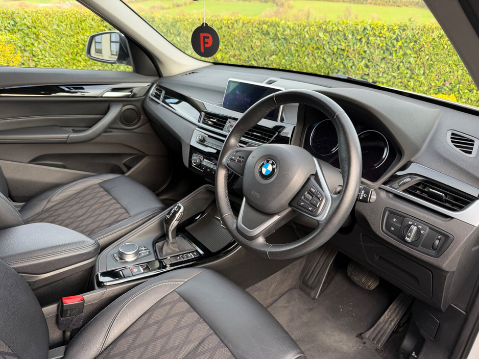 2019 BMW X1 - image 11