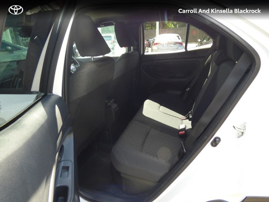 2022 Toyota Yaris Cross Hybrid Luna Sport €28,950