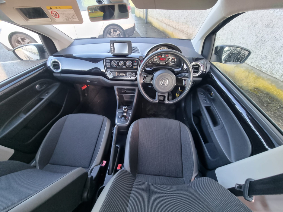 2013 Volkswagen up! - image 20