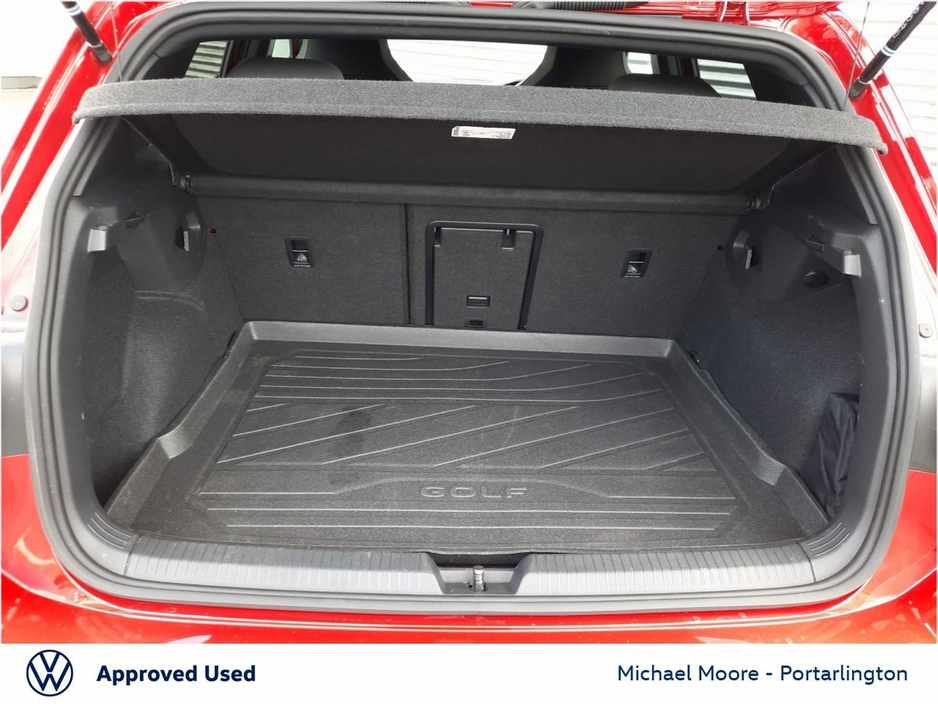 2024 Volkswagen Golf 1.5 TSI 130HP R-Line €33,950