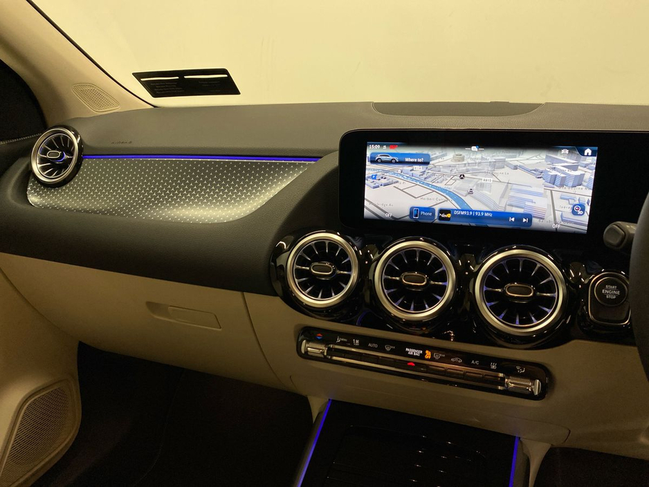 2026 Mercedes-Benz GLA Class GLA 250 E PROGRESSIVE LINE + | Heated Seats, Reversing Camera, Mirror Package €64,908