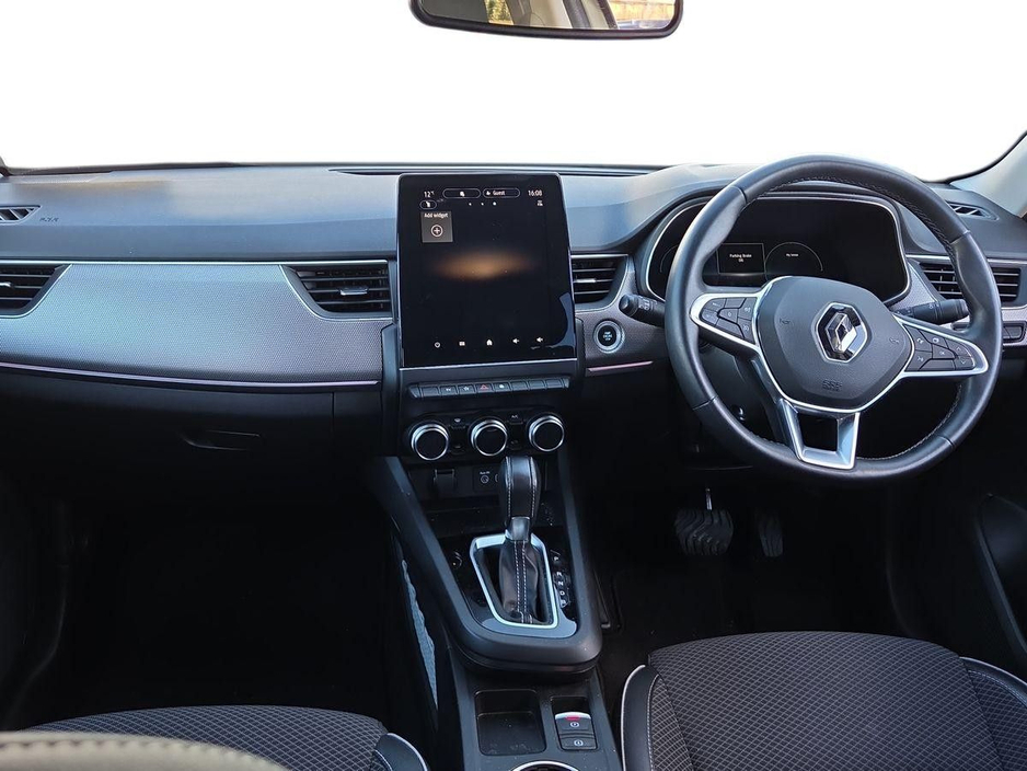 2023 Renault Arkana - image 4