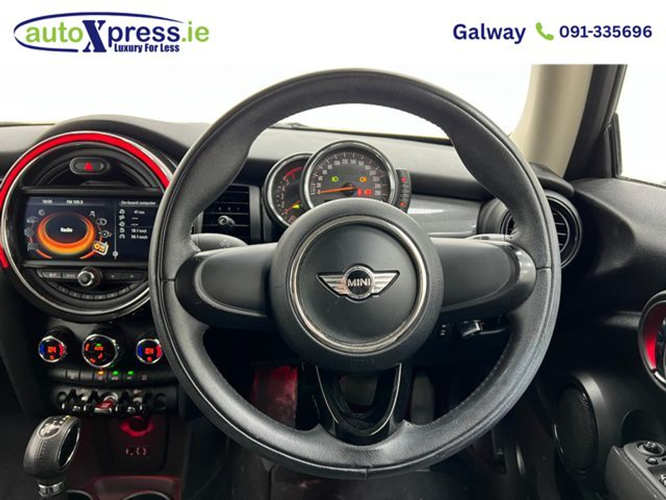 2017 MINI Cooper D - image 16