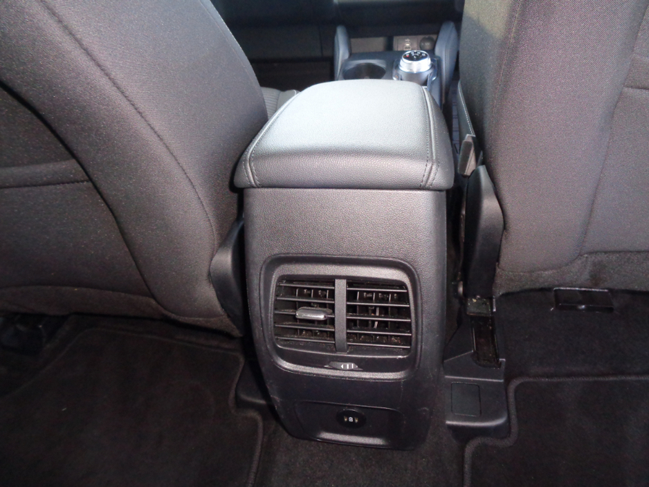 2023 Ford Kuga - image 8