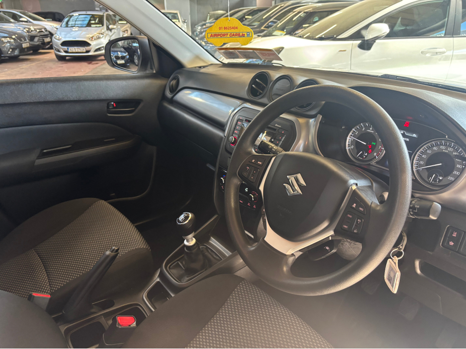 2023 Suzuki Vitara - image 15