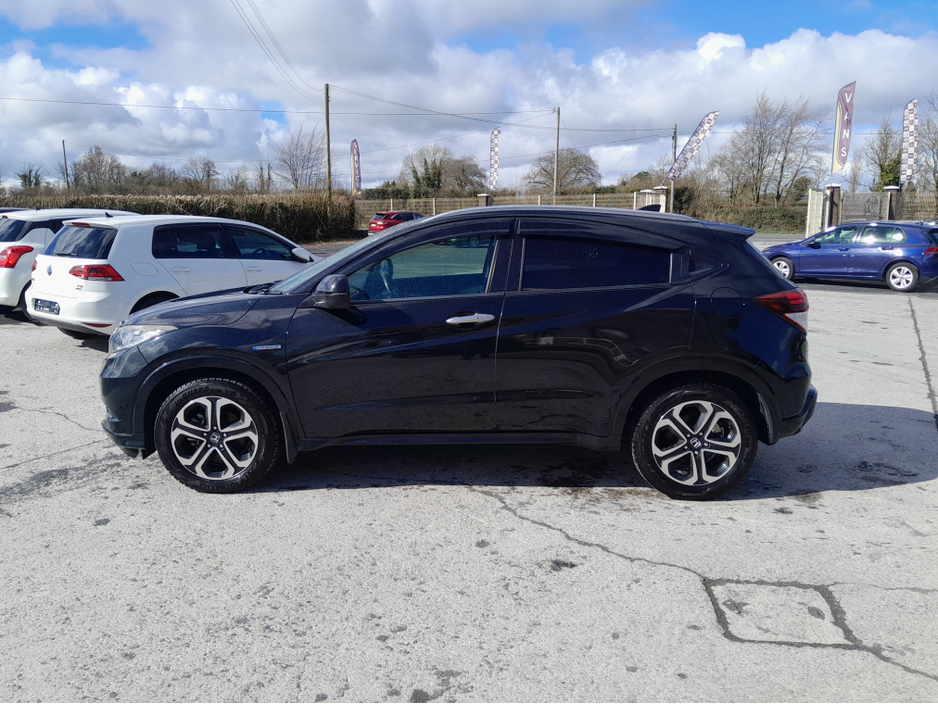 2015 Honda Vezel - image 8