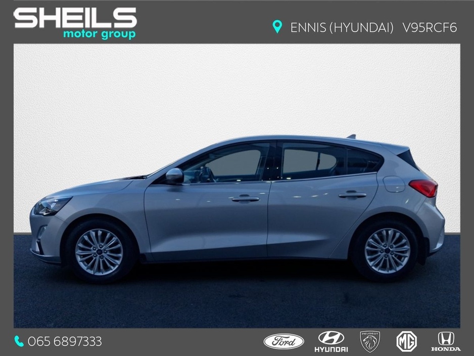2022 Ford Focus - image 6