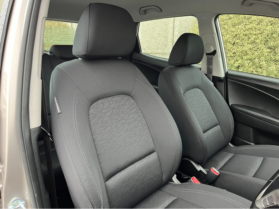 2018 Hyundai ix20 - image 11