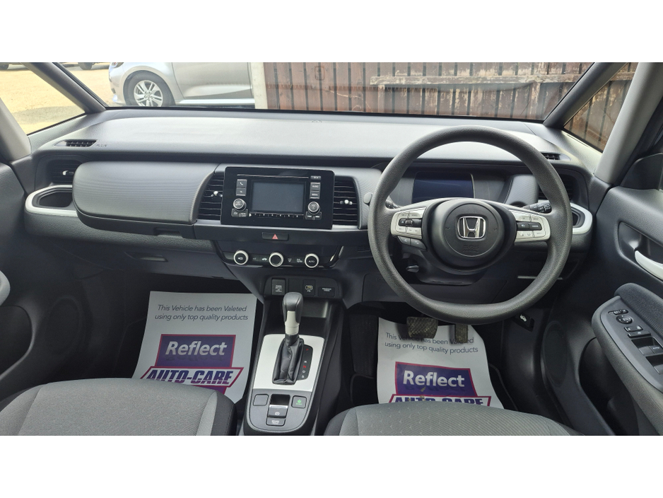 2021 Honda Jazz - image 16