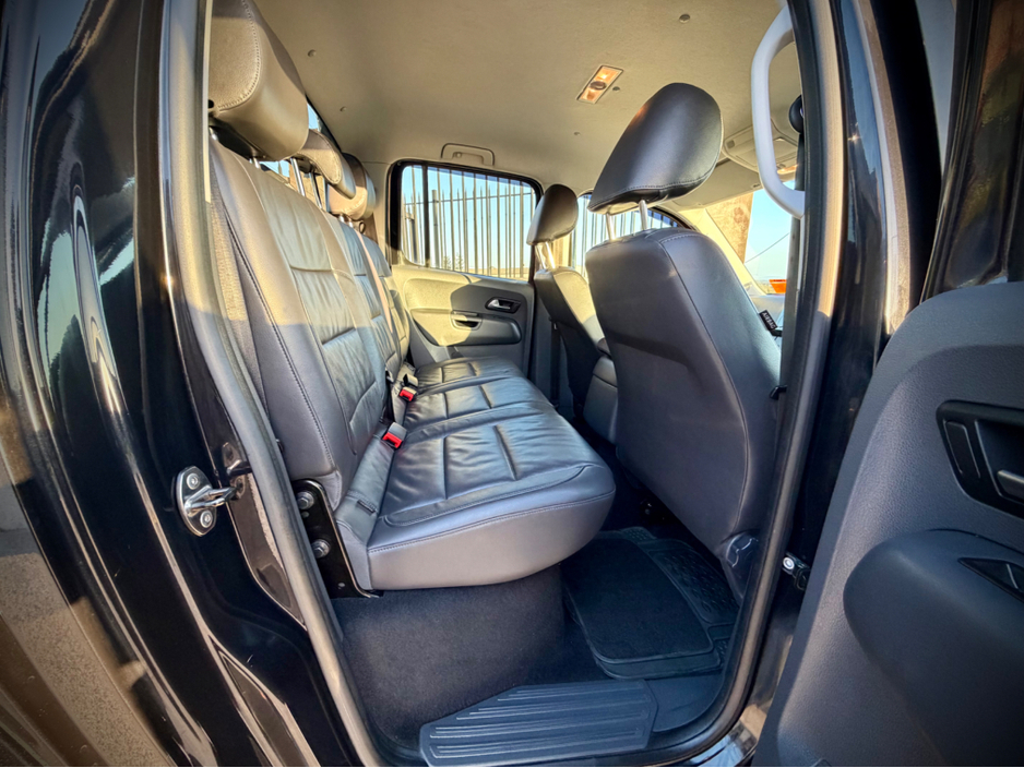 2015 Volkswagen Amarok - image 12