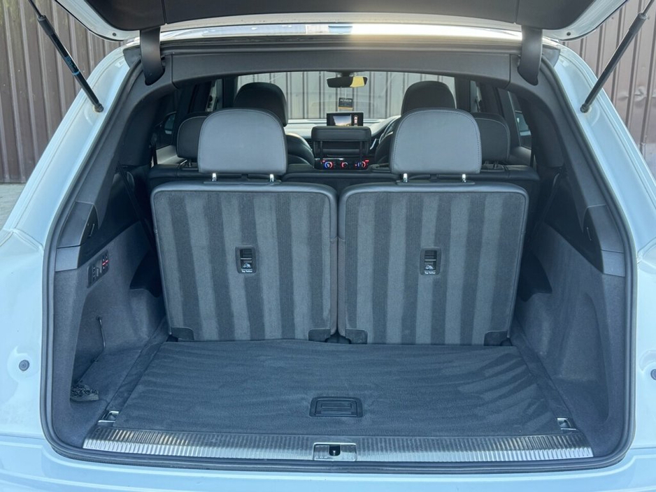 2019 Audi Q7 - image 19