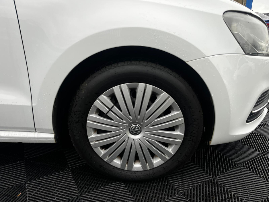 2015 Volkswagen Polo VW Polo 1.2 TSI petrol,auto, €11,750