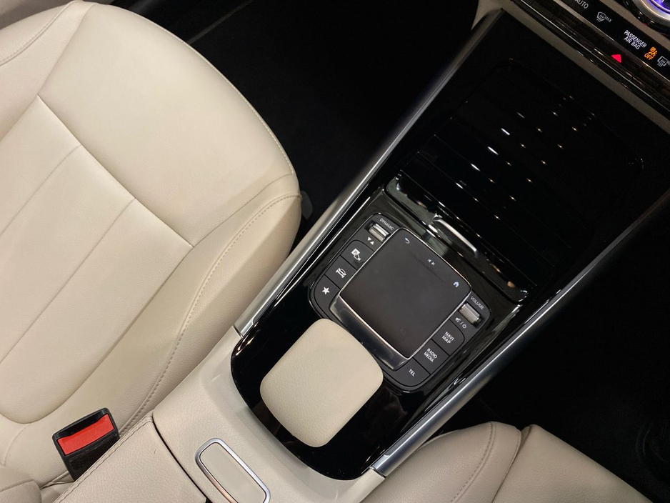 2023 Mercedes-Benz GLA Class - image 16