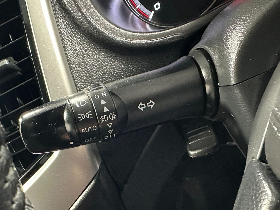 2020 Mitsubishi L200 - image 18