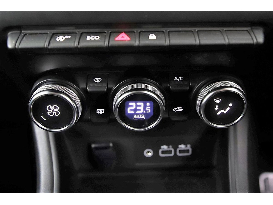 2023 Renault Captur - image 22