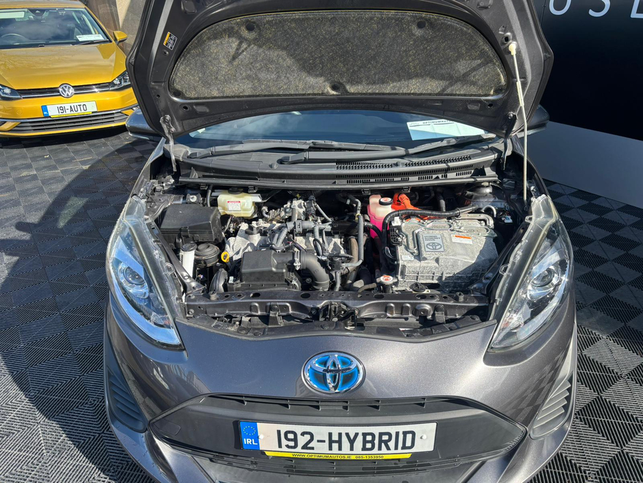 2019 Toyota Aqua - image 7