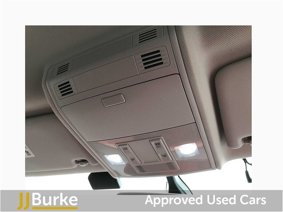 2018 Volkswagen Polo - image 24