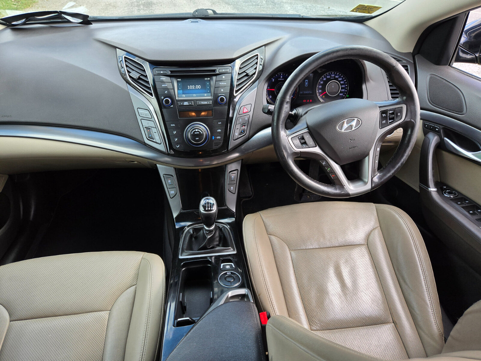 2016 Hyundai i40 - image 8