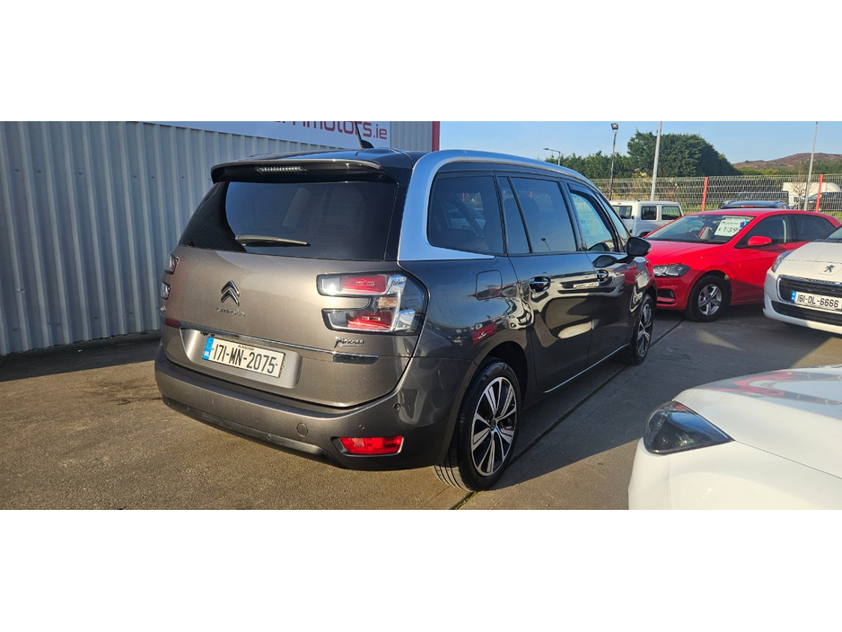 2017 Citroen C4 Picasso - image 11