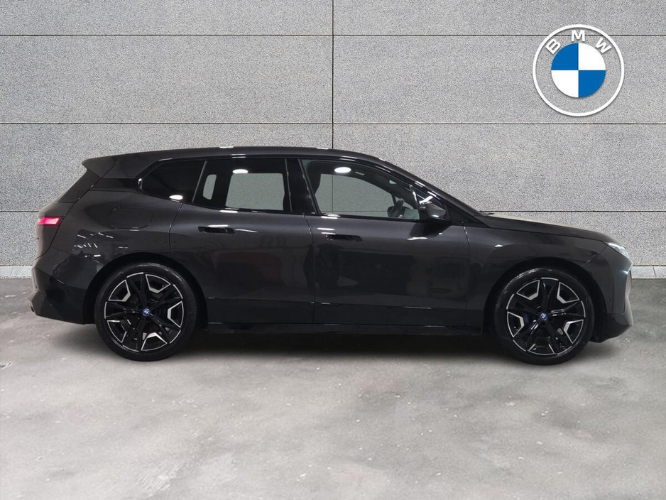 2023 BMW iX xDrive40 M Sport Edition €52,950